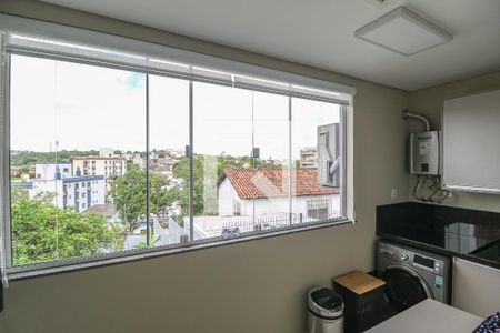 Casa à venda com 216m², 3 quartos e 10 vagas Casa à venda com 216m², 3 quartos e 10 vagasÁrea de Serviço