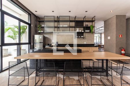 Studio à venda com 27m², 1 quarto e sem vaga Studio à venda com 27m², 1 quarto e sem vagaÁrea Comum - Salão de Festas