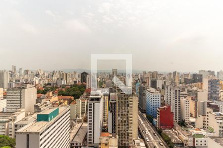 Studio à venda com 27m², 1 quarto e sem vaga Studio à venda com 27m², 1 quarto e sem vagaÁrea Comum - Churrasqueira - Vista