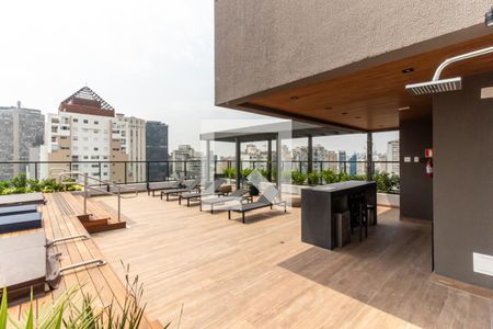 Studio à venda com 27m², 1 quarto e sem vaga Studio à venda com 27m², 1 quarto e sem vagaÁrea Comum - Piscina