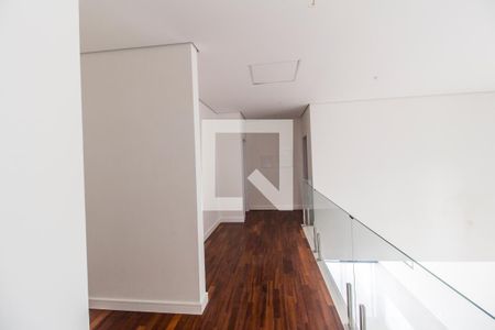 Casa de condomínio à venda com 370m², 5 quartos e 9 vagasCorredor