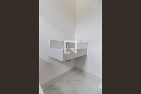 Casa de condomínio à venda com 370m², 5 quartos e 9 vagasBanheiro da Suíte 4