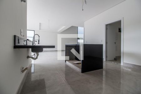 Casa de condomínio à venda com 370m², 5 quartos e 9 vagasCozinha