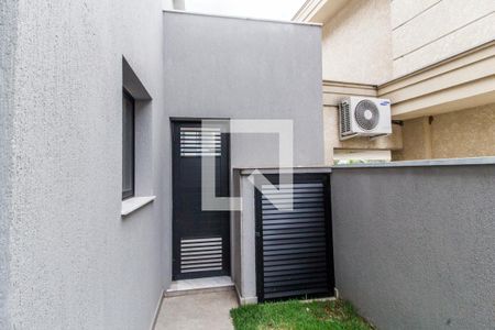 Casa de condomínio à venda com 370m², 5 quartos e 9 vagasCorredor