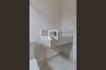 Casa de condomínio à venda com 370m², 5 quartos e 9 vagasBanheiro da Suíte 3