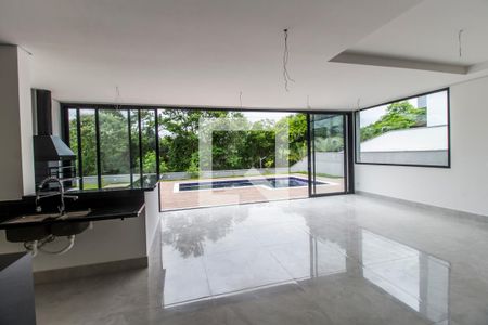 Casa de condomínio à venda com 370m², 5 quartos e 9 vagasSala de Jantar