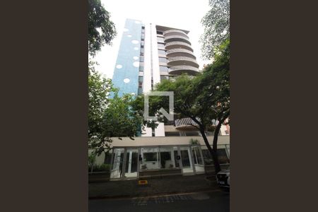 Apartamento à venda com 280m², 5 quartos e 6 vagas Apartamento à venda com 280m², 5 quartos e 6 vagasFachada