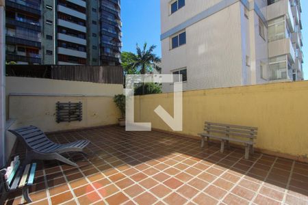 Apartamento à venda com 98m², 3 quartos e 1 vaga Apartamento à venda com 98m², 3 quartos e 1 vagaArea comum