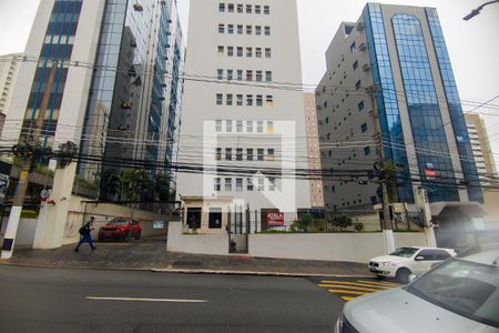 Apartamento à venda com 40m², 1 quarto e 1 vaga Apartamento à venda com 40m², 1 quarto e 1 vagaFachada e portaria