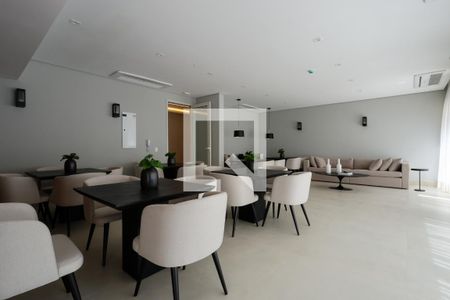 Apartamento à venda com 126m², 3 quartos e 2 vagas Apartamento à venda com 126m², 3 quartos e 2 vagasÁrea comum - Salão de festas