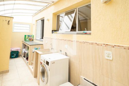 Apartamento à venda com 133m², 3 quartos e 2 vagas Apartamento à venda com 133m², 3 quartos e 2 vagasÁrea de Serviço