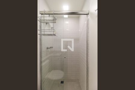 Banheiro de apartamento para alugar com 1 quarto, 24m² em Jardim Paulista, São Paulo