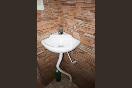 Casa à venda com 110m², 3 quartos e 2 vagasBanheiro de serviço