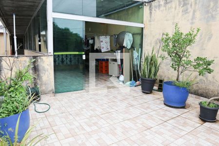 Casa à venda com 110m², 3 quartos e 2 vagasVaranda