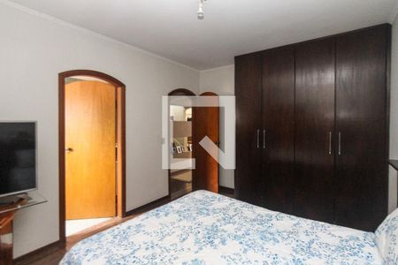 Casa à venda com 750m², 4 quartos e 6 vagas Casa à venda com 750m², 4 quartos e 6 vagasSuite 02