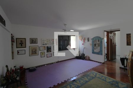 Casa de condomínio à venda com 350m², 4 quartos e 4 vagasSuíte 1