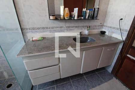 Casa de condomínio à venda com 350m², 4 quartos e 4 vagasBanheiro suíte 2