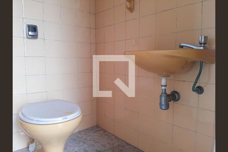 Casa à venda com 120m², 3 quartos e 3 vagasCobertura Banheiro