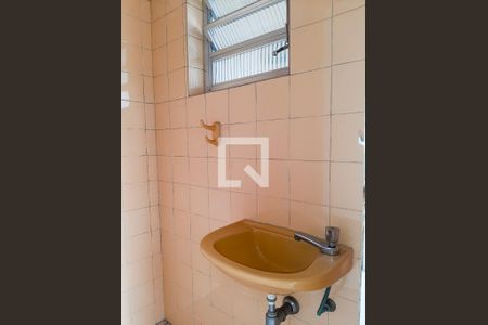 Casa à venda com 120m², 3 quartos e 3 vagasCobertura Banheiro