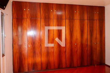 Casa à venda com 120m², 3 quartos e 3 vagasSuíte