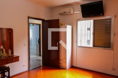 Casa à venda com 120m², 3 quartos e 3 vagasSuíte