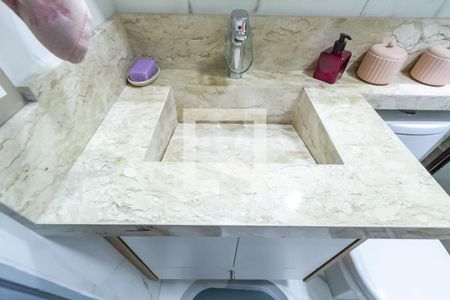 Apartamento à venda com 64m², 3 quartos e 1 vaga Apartamento à venda com 64m², 3 quartos e 1 vagaBanheiro