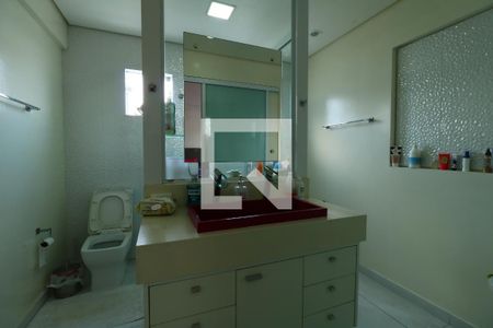 Casa para alugar com 357m², 3 quartos e 7 vagasBanheiro da Suite 1