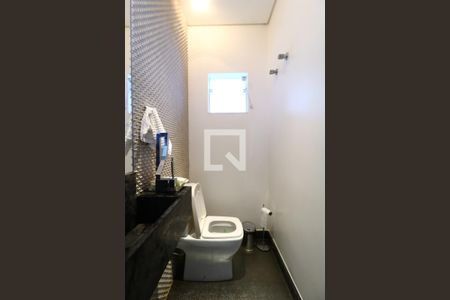 Casa para alugar com 357m², 3 quartos e 7 vagasLavabo - Térreo