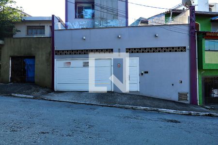 Casa para alugar com 357m², 3 quartos e 7 vagasFachada