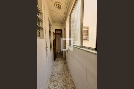 Apartamento à venda com 75m², 2 quartos e sem vaga Apartamento à venda com 75m², 2 quartos e sem vagaÁrea de Serviço