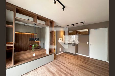 Sala/Cozinha de apartamento para alugar com 1 quarto, 31m² em Campo Belo, São Paulo