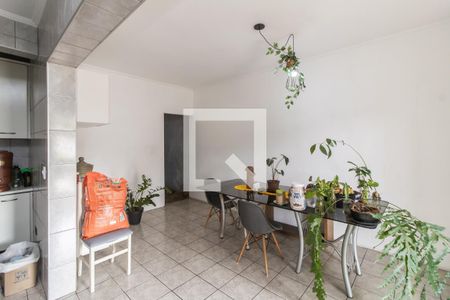 Casa para alugar com 483m², 3 quartos e 6 vagasCozinha