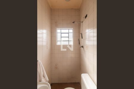 Casa para alugar com 483m², 3 quartos e 6 vagasBanheiro de serviço