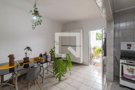 Casa para alugar com 483m², 3 quartos e 6 vagasCozinha