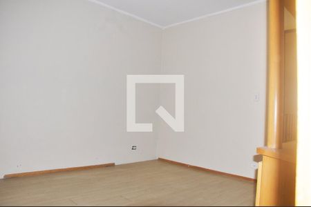 Casa para alugar com 220m², 3 quartos e 3 vagas Casa para alugar com 220m², 3 quartos e 3 vagasQuarto 03/lSuite