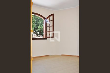 Casa para alugar com 220m², 3 quartos e 3 vagas Casa para alugar com 220m², 3 quartos e 3 vagasQuarto 02/lSuite