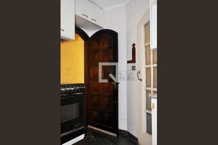 Casa para alugar com 220m², 3 quartos e 3 vagas Casa para alugar com 220m², 3 quartos e 3 vagasCozinha