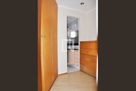 Casa para alugar com 220m², 3 quartos e 3 vagas Casa para alugar com 220m², 3 quartos e 3 vagasQuarto 03/lSuite