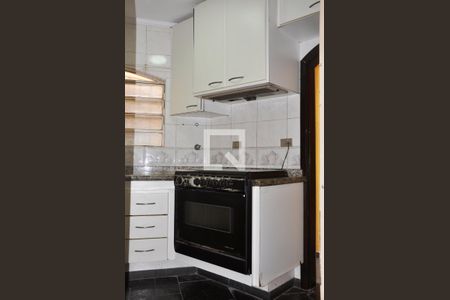 Casa para alugar com 220m², 3 quartos e 3 vagas Casa para alugar com 220m², 3 quartos e 3 vagasCozinhahttps://dwuka77wsfe40.cloudfront.net//img/540x360/894320434-936.5360413218663DSC0511.jpg