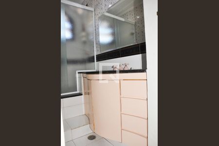 Casa para alugar com 220m², 3 quartos e 3 vagas Casa para alugar com 220m², 3 quartos e 3 vagasQuarto 03/lSuite