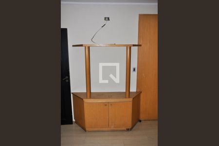 Casa para alugar com 220m², 3 quartos e 3 vagas Casa para alugar com 220m², 3 quartos e 3 vagasQuarto 03/lSuite