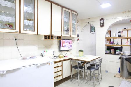 Casa à venda com 125m², 3 quartos e 2 vagasCozinha