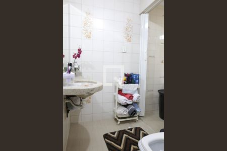 Casa à venda com 125m², 3 quartos e 2 vagasBanheiro da Área de Serviço