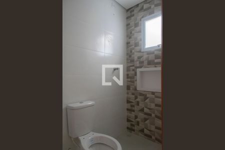 Banheiro de kitnet/studio para alugar com 1 quarto, 25m² em Jardim Paraíso, São Paulo