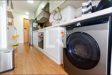Apartamento à venda com 65m², 2 quartos e 2 vagas Apartamento à venda com 65m², 2 quartos e 2 vagasCozinha