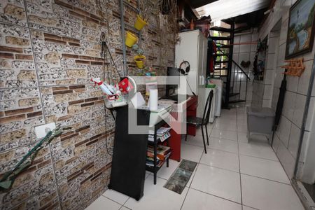 Casa à venda com 160m², 5 quartos e 1 vagaQuintal