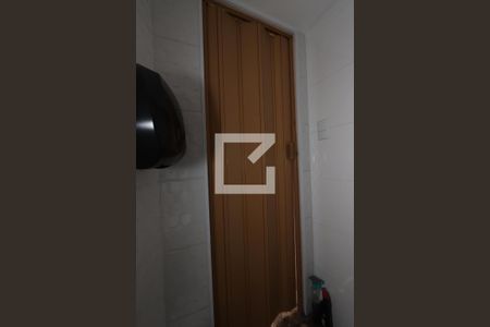 Casa à venda com 160m², 5 quartos e 1 vagaLavabo