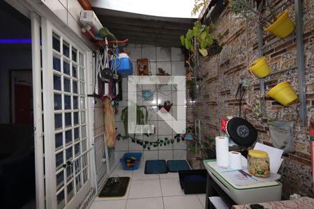 Casa à venda com 160m², 5 quartos e 1 vagaQuintal