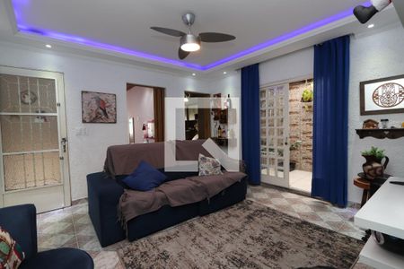 Casa à venda com 160m², 5 quartos e 1 vagaSala Casa 2