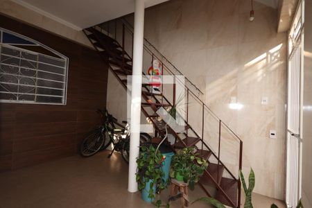 Casa à venda com 160m², 5 quartos e 1 vagaGaragem